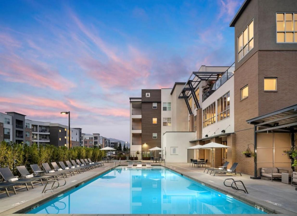 Luxury Living With Resort Amenities King Bd Queens Bd Sofa Bd Gympoolhot Tub Fast Wifi 드레이퍼 외부 사진