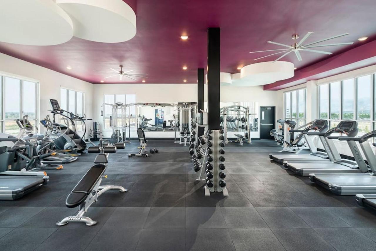 Luxury Living With Resort Amenities King Bd Queens Bd Sofa Bd Gympoolhot Tub Fast Wifi 드레이퍼 외부 사진